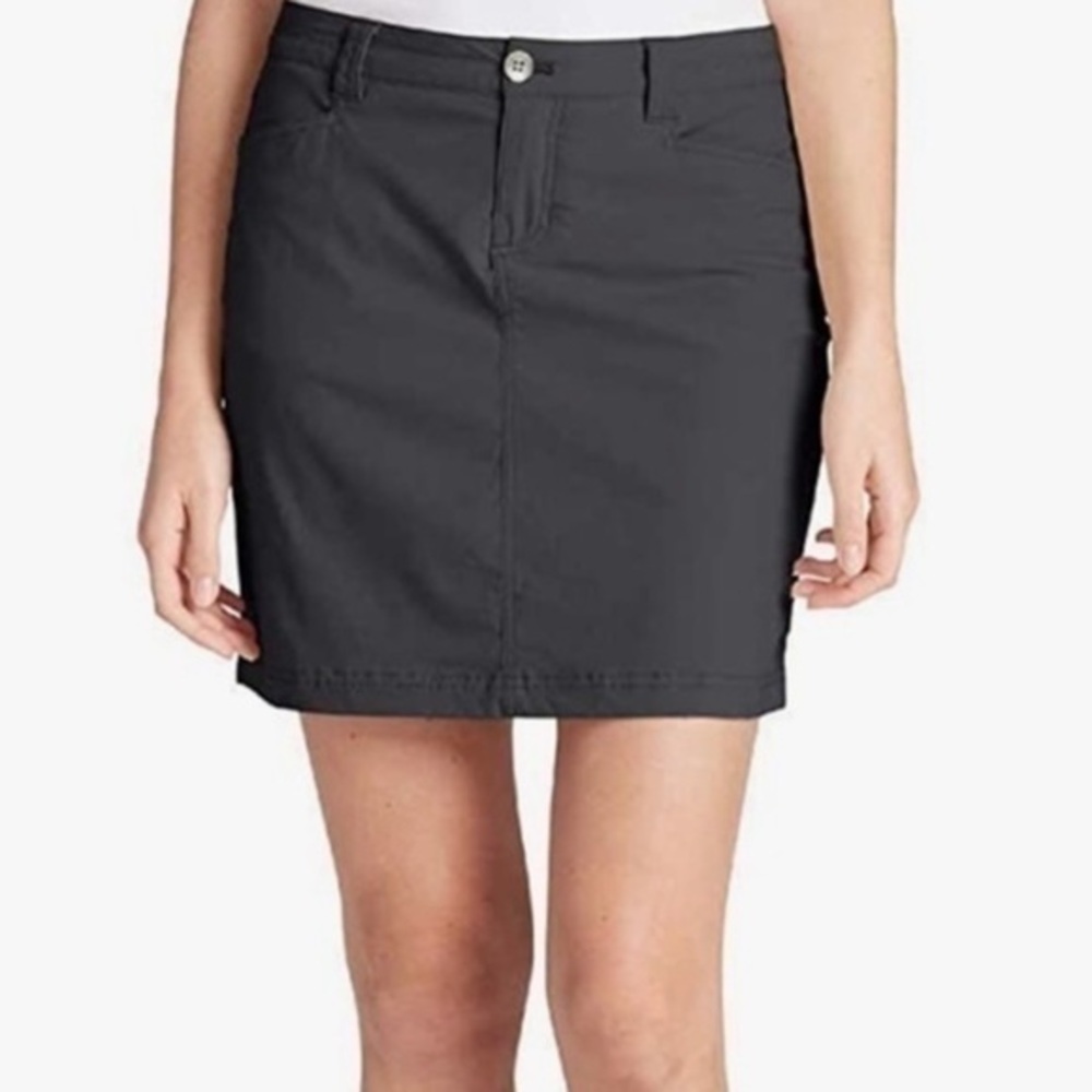 Eddies Bauer women Skort Size 6 Color black